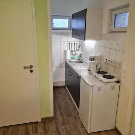 Gemuetlicher Gartenbungalow * Sellin (Rugen)